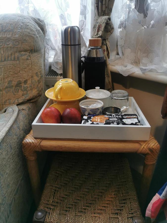 איסטלי Big Private Room In Town Centre מראה חיצוני תמונה